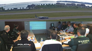Simulacro de secuestro aéreo en el aeropuerto de Santander