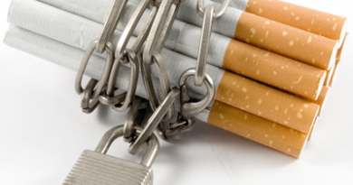 Los centros sanitarios se suman el martes a la conmemoración del Día Mundial sin Tabaco