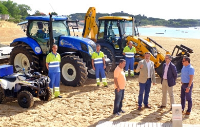 30 operarios trabajaran este verano en la limpieza de las playas