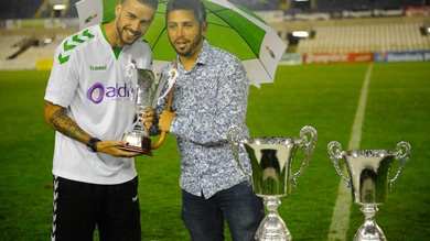 Alavés ganó el IV Memorial Preciado tras superar al Sporting y empatar con el Racing