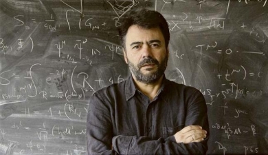 “Los agujeros negros y los límites del espacio y el tiempo". por Fernández Barbón