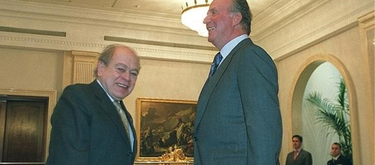 El CNI se acerca a los Pujol para proteger al rey Juan Carlos, según El Mundo