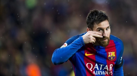 El Barça renueva a Messi por tres temporadas y una opcional