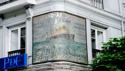 El Ayuntamiento restaurará el mural de la antigua naviera Holland-América Line
