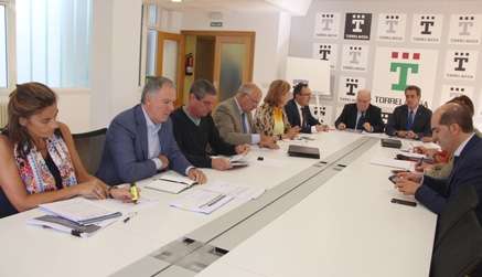 La Mesa del Besaya solicitará la declaración como Zona de Urgente Reindustrialización de la comarca 