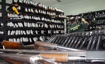 La Guardia Civil realizará una subasta de armas, principalmente escopetas para la práctica de caza