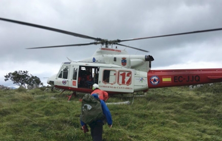 El helicóptero del Gobierno realizó 153 intervenciones y rescató a 79 personas
