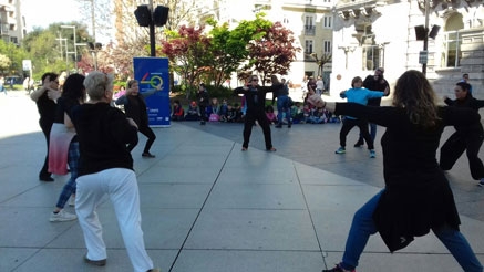 UNATE celebra su 40 aniversario sacando la Universidad Permanente a la calle