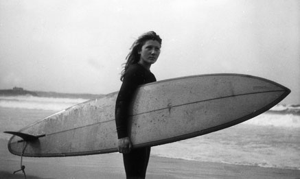 Homenaje a los pioneros del surf en el &#39;Paseo de la Estrellas&#39; de Somo