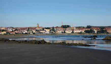 Noja expresa su “alegría” tras la autorización para descargar productos pesqueros en la playa de Helgueras