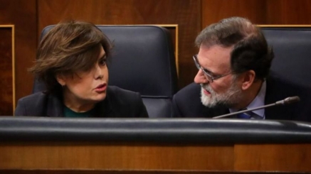 Rajoy mintió: sí pidió a Cospedal que apoyara a Santamaría 