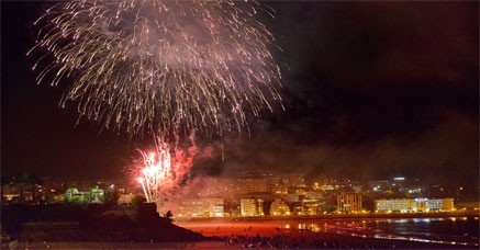 Los fuegos artificiales, protagonistas por los Santos M\u00e1rtires ...