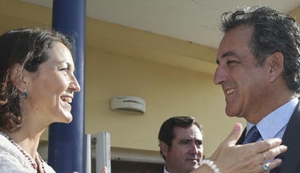 &ldquo;La Pasiega se va a hacer&rdquo;, anuncia Martín tras reunirse con la ministra  Reyes Maroto en su visita a Cantabria