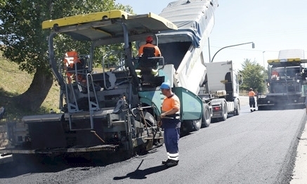Los trabajos de asfaltado en la Avenida de los Infantes obligarán a modificar el recorrido de la línea 5C1 del TUS este miércoles
