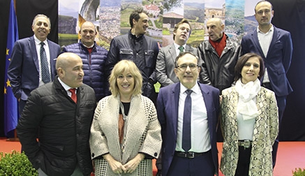Diez municipios del Besaya firman un protocolo de colaboración para impulsar y fortalecer la Comarca