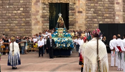 Miles de personas se congregaron en la procesión de la Virgen Grande 