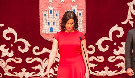 Isabel Díaz Ayuso ya es presidenta de la Comunidad de Madrid
