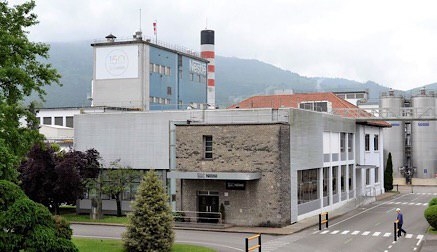 La fábrica de Nestlé de La Penilla, elegida para producir los nuevos bombones 'Les recettes de l'Atelier'