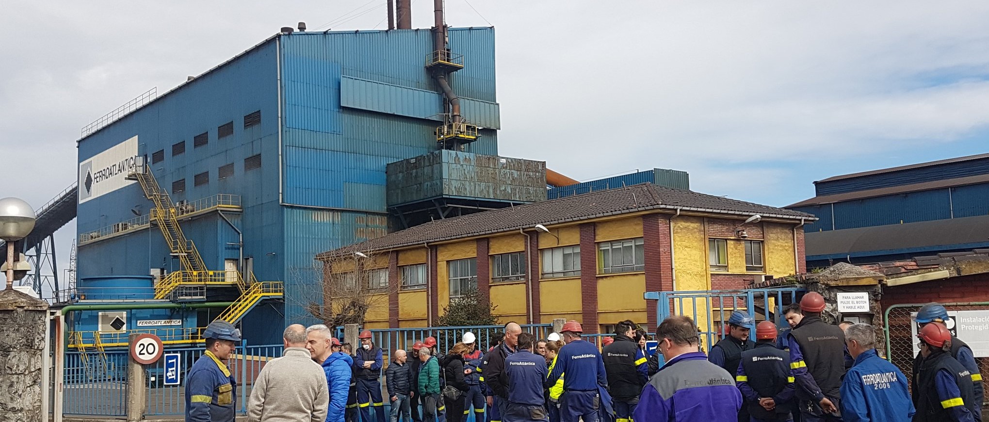 Ferroatlántica de Boo achaca el ERTE que afectará a 70 trabajadores al aumento de los costes energéticos 