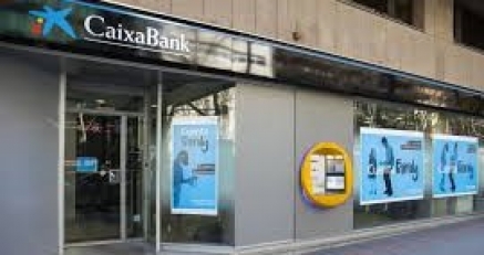 Caixabank tiene en Cantabria más presencia y negocio que Bankia, sumando ambas 300 empleados