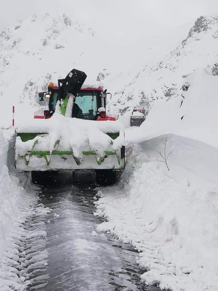 Tresviso incomunicado y cortada la carretera a Fuente Dé