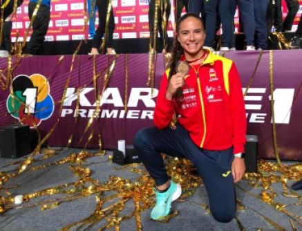 La karateca del Club Kime de Boo de Piélagos Carlota Fernández, bronce en la Liga mundial