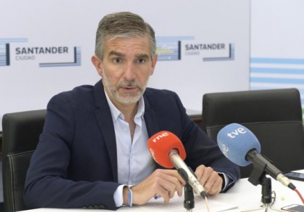 El PSOE recibe una denuncia sobre posibles irregularidades del concejal César Díaz