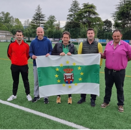 Sañudo felicita al Vimenor y a la Escuela de fútbol Piélagos-Vimenor por los éxitos logrados
