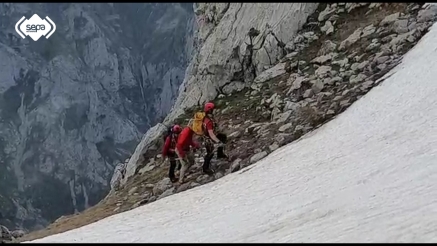 Rescatados dos montañeros belgas, enriscados por la nieve y el hielo, en Picos de Europa