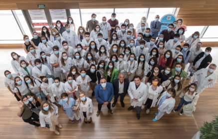 Valdecilla recibe a los nuevos residentes que comienzan este año su formación especializada en el hospital