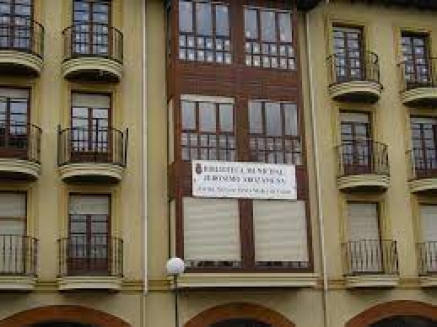 El Ministerio de Cultura premia la labor de 14 bibliotecas municipales de Cantabria, entre ellas la de Sarón