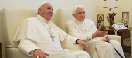 Muere Benedicto XVI, el Papa que conmocionó al mundo por su dimisión