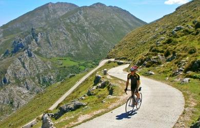 ¿Y si la etapa de La Vuelta 2023 que pasa por Cantabria terminara en el Jito Escarandi en vez de en Bejes?