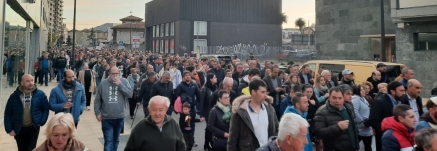 Torrelavega sale a la calle para defender a los trabajadores de ASPLA