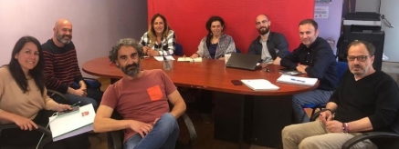 Podemos-IU se reúne con la Junta de Personal Docente para valorar sus reivindicaciones en materia educativa