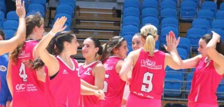 Partido benéfico de baloncesto en Santander a favor de las mujeres con cáncer de mama