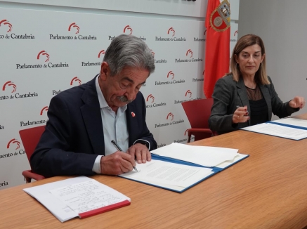 Revilla dice que el "margen de confianza" dado al PP con el acuerdo presupuestario y pide a la presidenta que "cumpla"