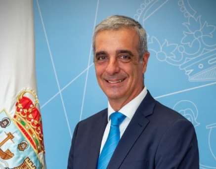 Sigue la crisis en el Gobierno de Cantabria: cesa a Gustavo Cubero como director general de Turismo en medio de una reestructuración constante