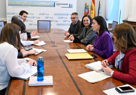 La alcaldesa y la rectora de la UC se comprometen a afianzar proyectos conjuntos en su primera reunión institucional
