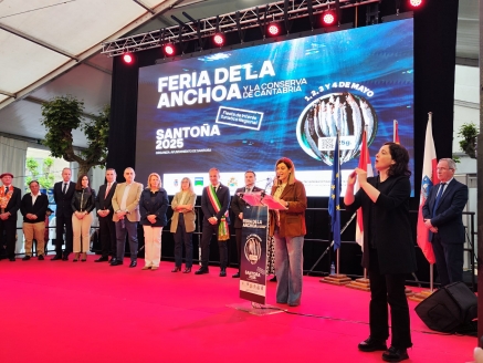 Inaugurada la Feria de la Anchoa y de la Conserva de Cantabria en Santoña