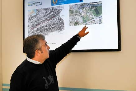 Tres empresas optan a ejecutar las obras del nuevo carril bici de la S-20, que destruirá más de 100 plazas de aparcamiento de manera innecesaria